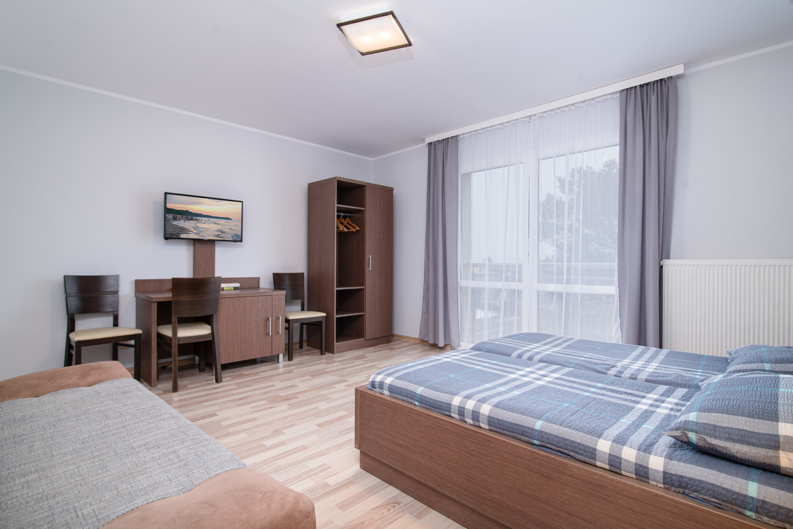 Pok&oacute;j 3 osobowy