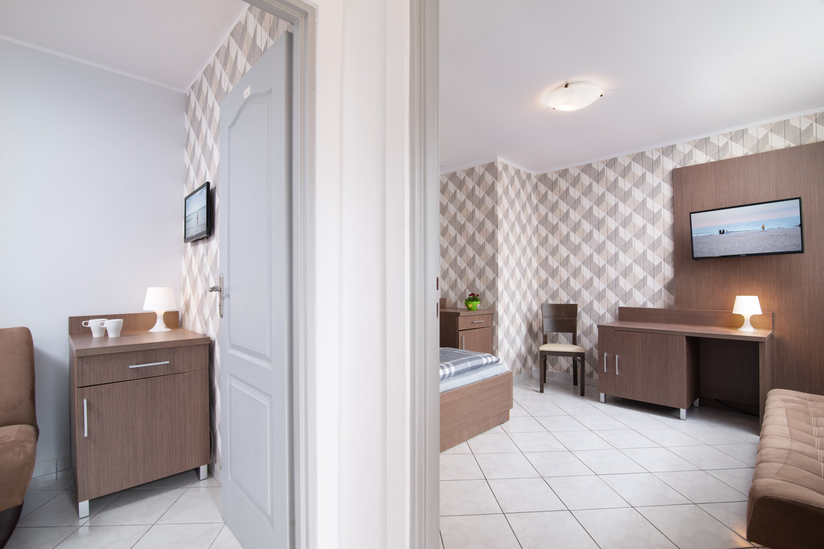 Dwa pokoje z łazienką 